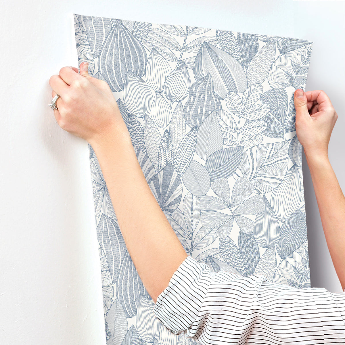 4155-72812-peel-and-stick-wallpaper-stick-application-step