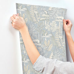 4169-83102-peel-and-stick-wallpaper-stick-application-step