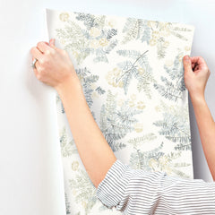 4169-83106-peel-and-stick-wallpaper-stick-application-step