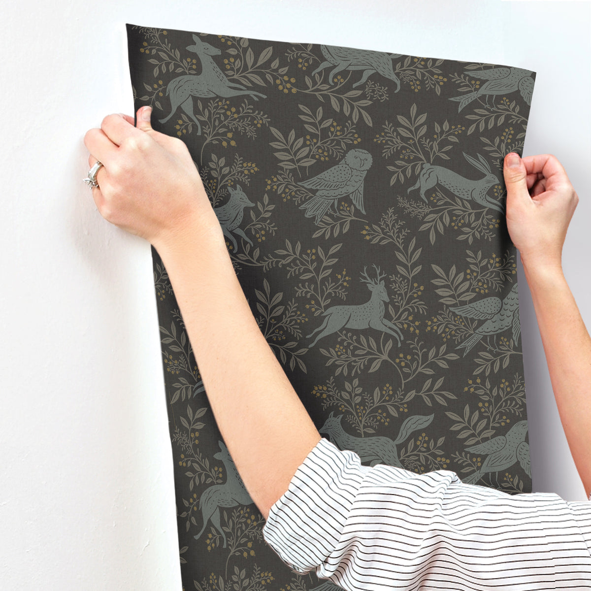 4169-83114-peel-and-stick-wallpaper-stick-application-step