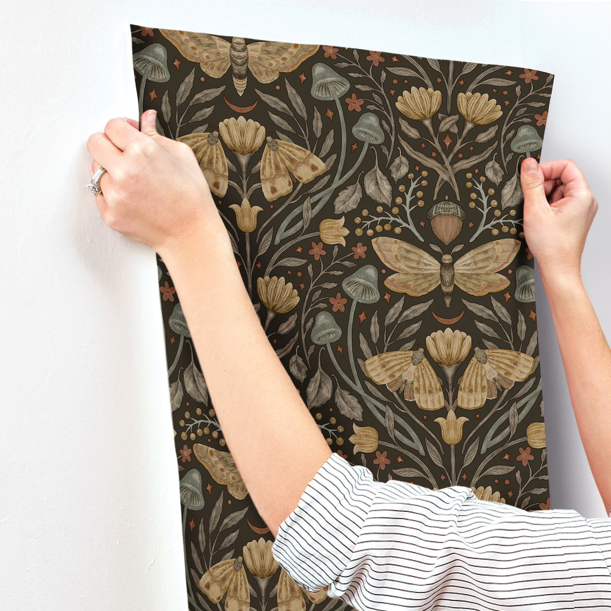 4169-83116-peel-and-stick-wallpaper-stick-application-step