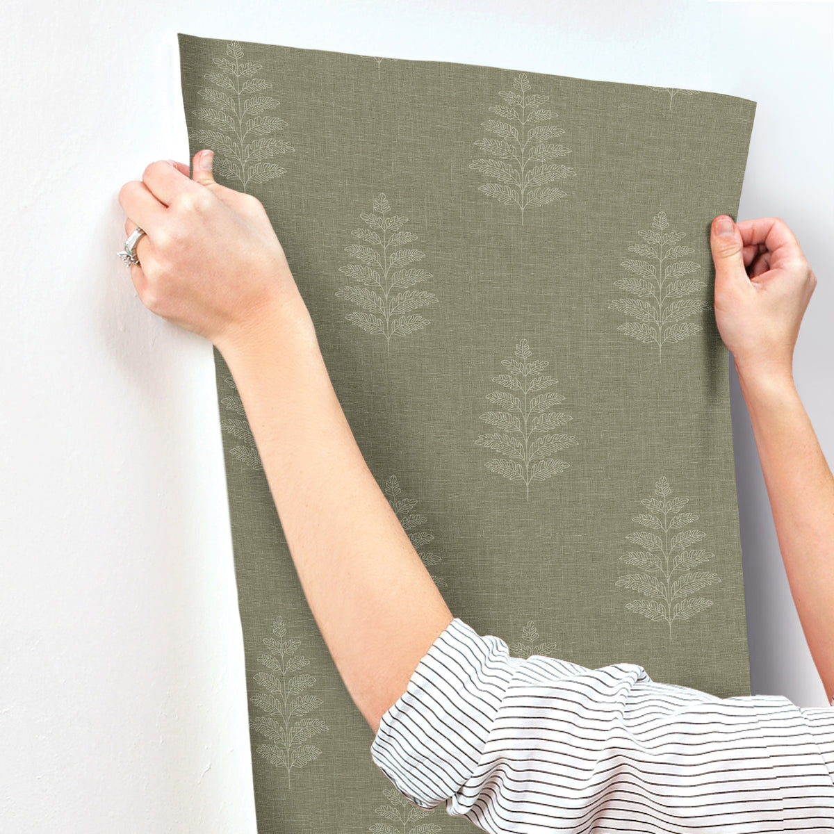 4169-83126-peel-and-stick-wallpaper-stick-application-step