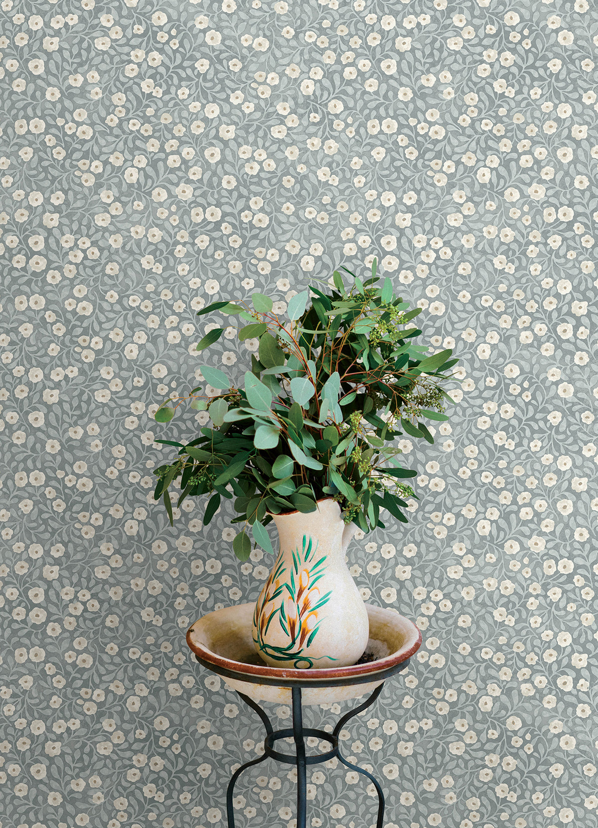 4169-83134-peel-and-stick-wallpaper-room-scene-detail-closeup