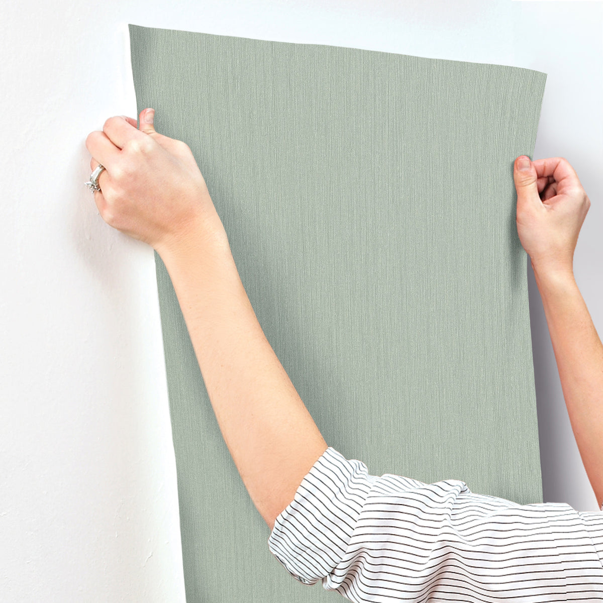 4171-17217-peel-and-stick-wallpaper-stick-application-step
