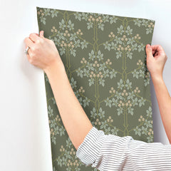 4171-82055-peel-and-stick-wallpaper-stick-application-step