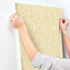 4171-82070-peel-and-stick-wallpaper-stick-application-step