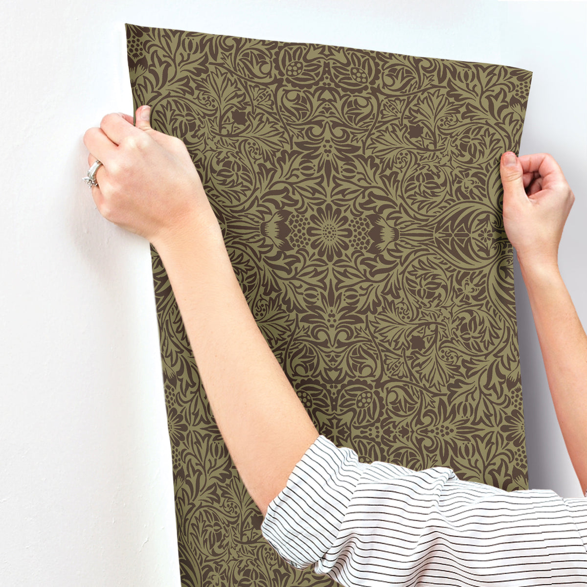 4171-82072-peel-and-stick-wallpaper-stick-application-step