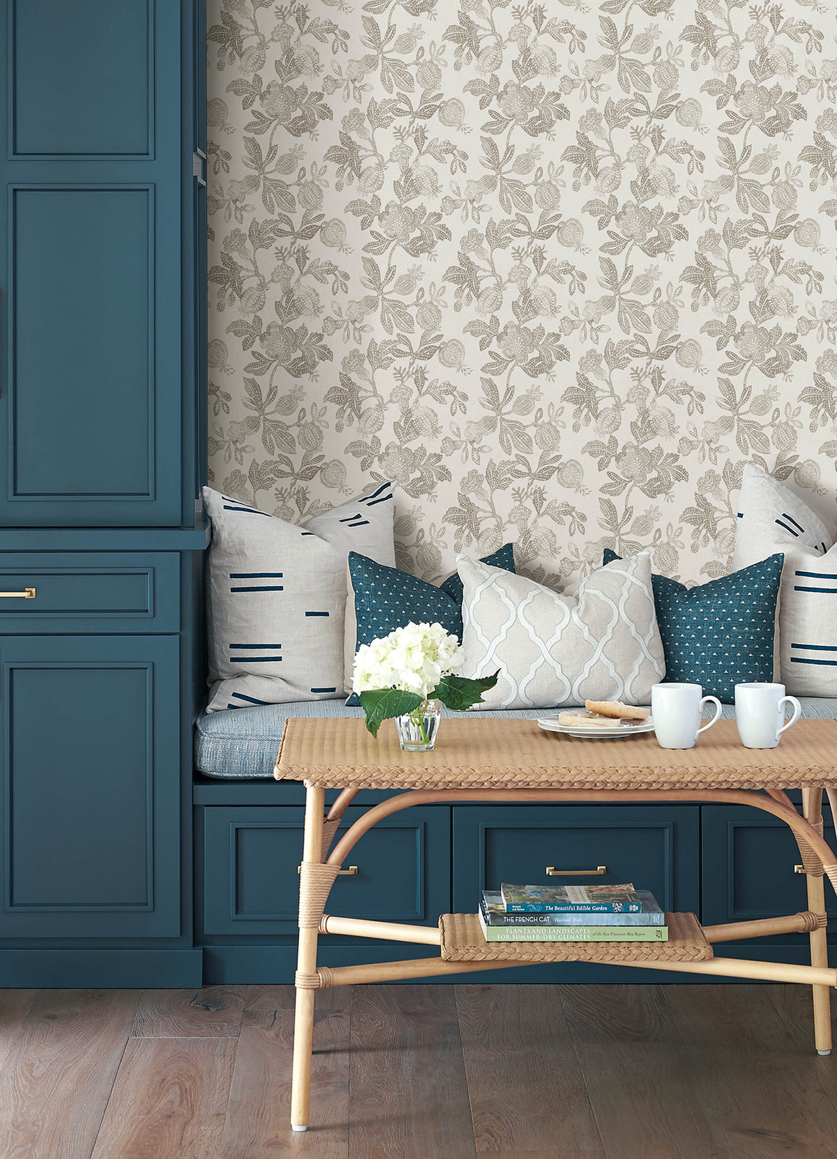 4172-27493-peel-and-stick-wallpaper-room-scene