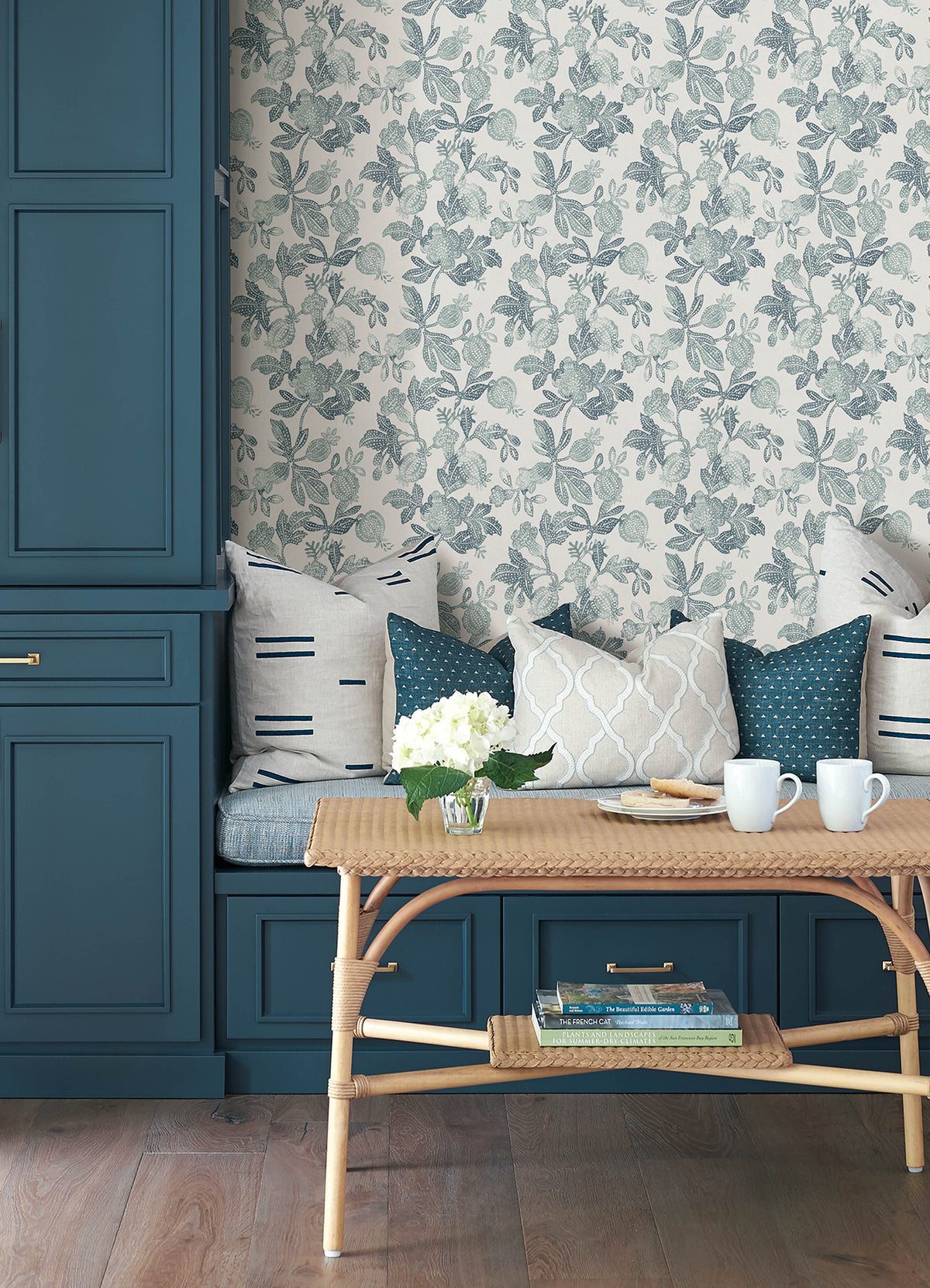 4172-27494-peel-and-stick-wallpaper-room-scene