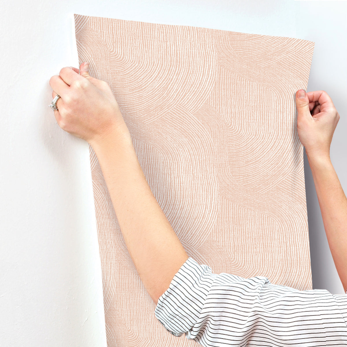 4172-27507-peel-and-stick-wallpaper-stick-application-step