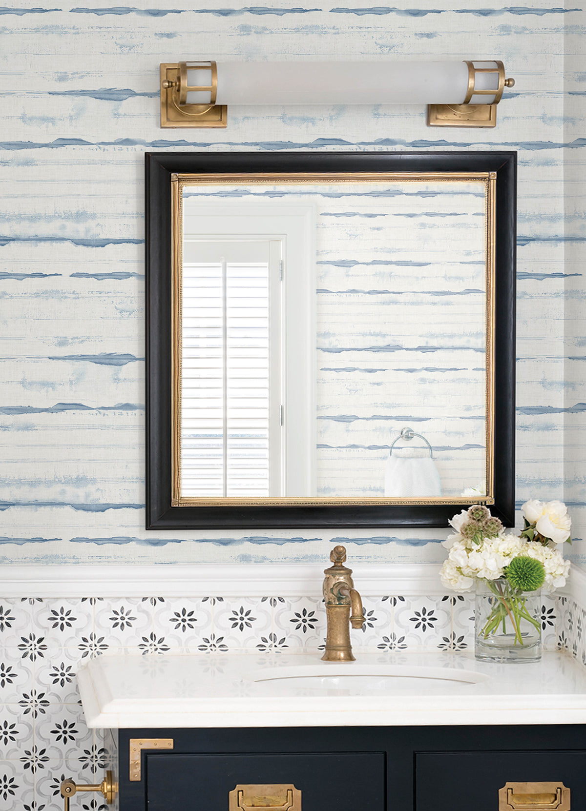 4172-27516-peel-and-stick-wallpaper-room-scene