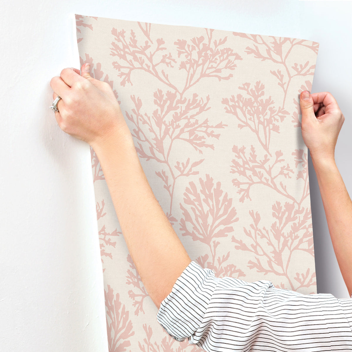 4172-82000-peel-and-stick-wallpaper-stick-application-step