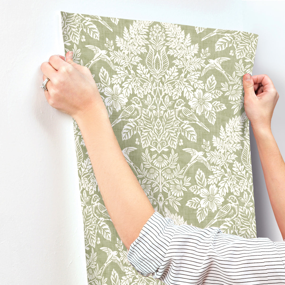 4173-27620-peel-and-stick-wallpaper-stick-application-step
