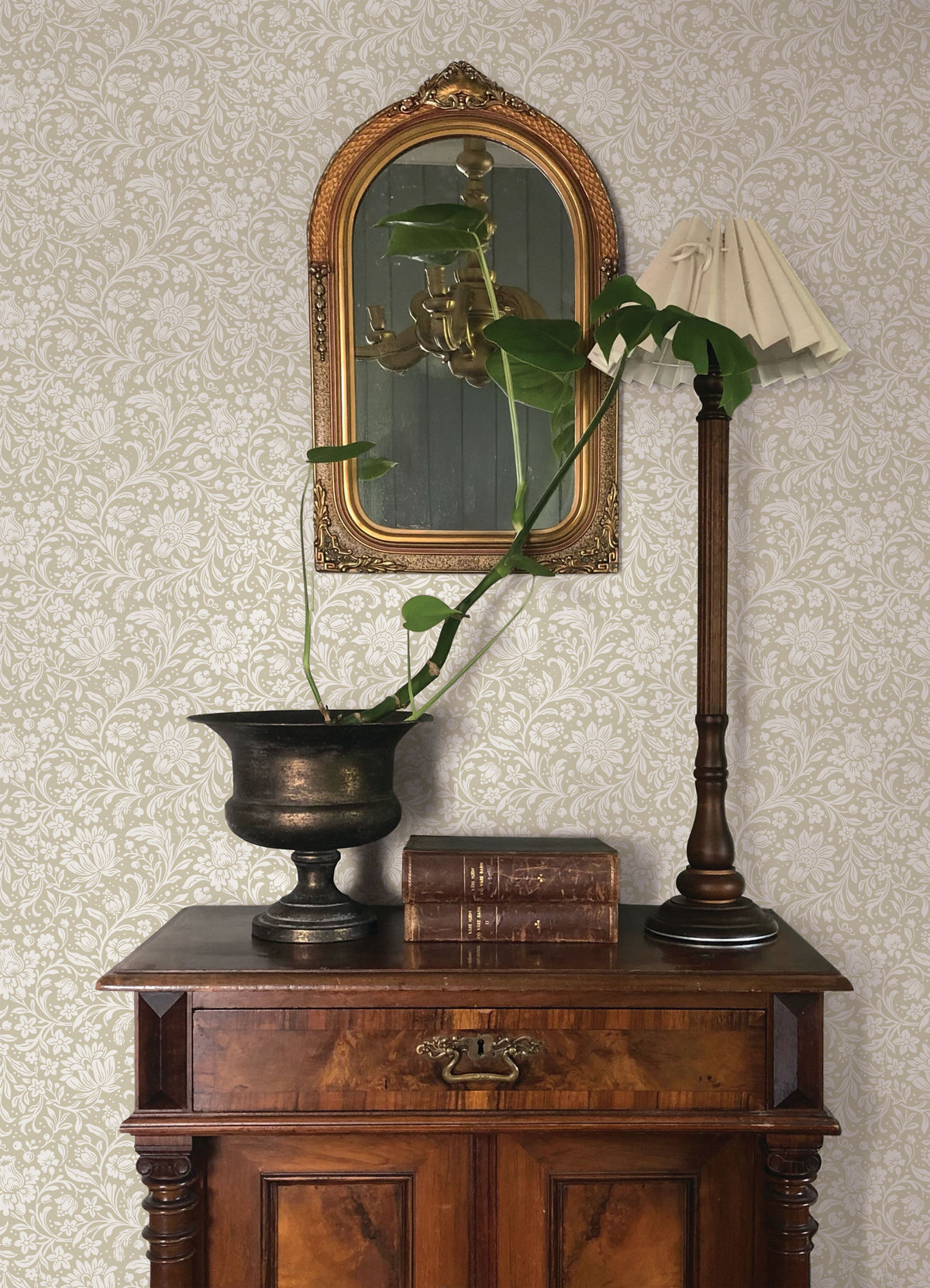 4173-27625-peel-and-stick-wallpaper-room-scene-detail-closeup