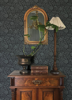 4173-27626-peel-and-stick-wallpaper-room-scene-detail-closeup