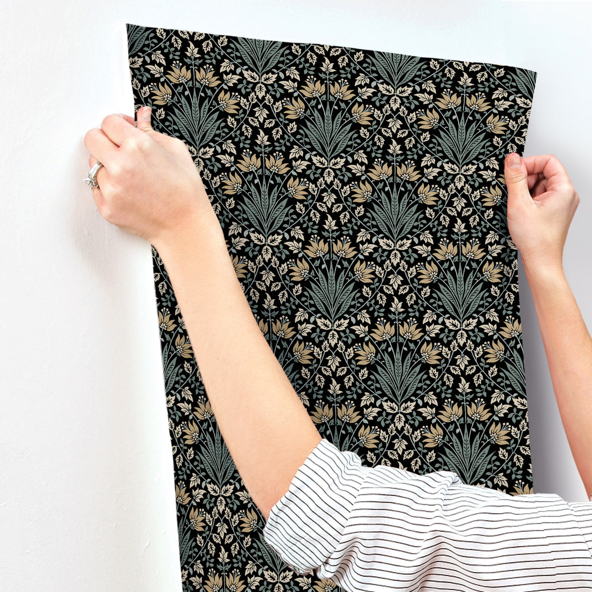 4173-27630-peel-and-stick-wallpaper-stick-application-step