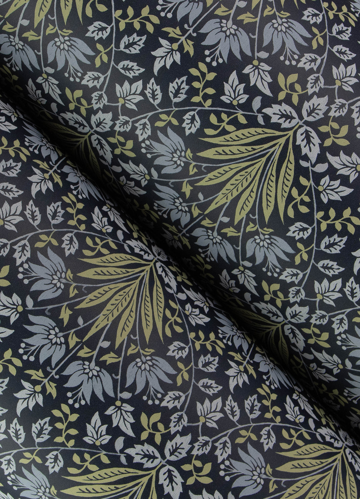 4173-27634-peel-and-stick-wallpaper-detail-closeup