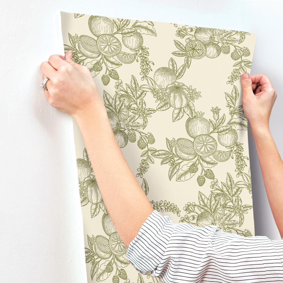 4173-27636-peel-and-stick-wallpaper-stick-application-step