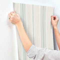 4173-27660-peel-and-stick-wallpaper-stick-application-step