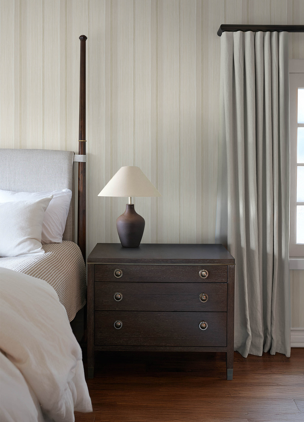 4173-27662-peel-and-stick-wallpaper-room-scene
