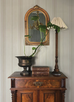 4173-27662-peel-and-stick-wallpaper-room-scene-detail-closeup