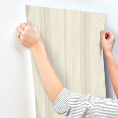4173-27662-peel-and-stick-wallpaper-stick-application-step