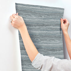 4173-27667-peel-and-stick-wallpaper-stick-application-step
