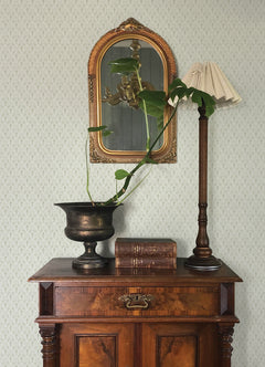 4173-27674-peel-and-stick-wallpaper-room-scene-detail-closeup