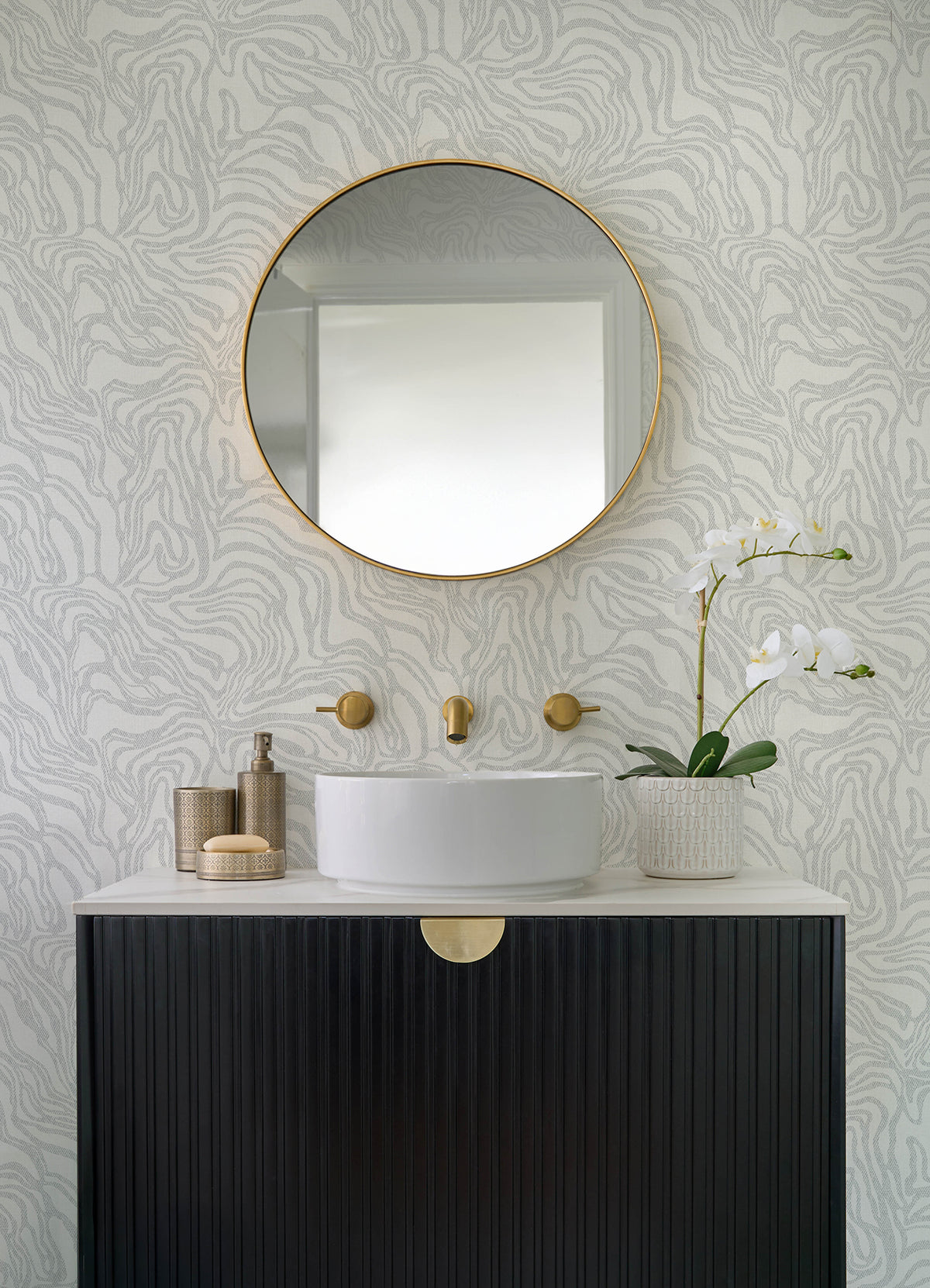 4177-27708-peel-and-stick-wallpaper-room-scene