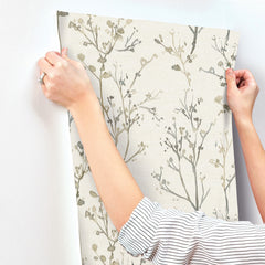 4177-27720-peel-and-stick-wallpaper-stick-application-step