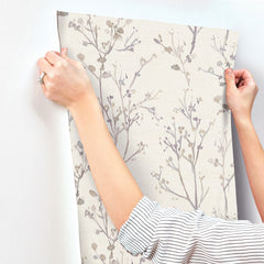4177-27722-peel-and-stick-wallpaper-stick-application-step