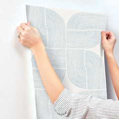 4177-27723-peel-and-stick-wallpaper-stick-application-step