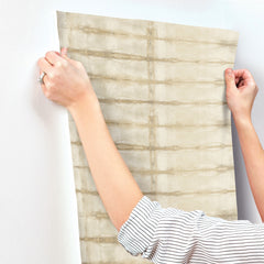 4177-27730-peel-and-stick-wallpaper-stick-application-step