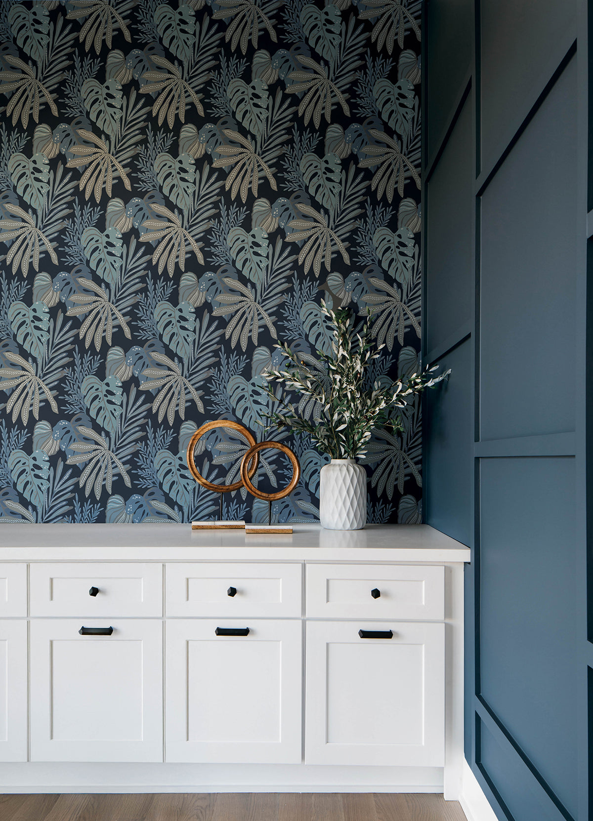4177-27735-peel-and-stick-wallpaper-room-scene