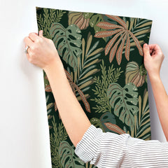 4177-27737-peel-and-stick-wallpaper-stick-application-step