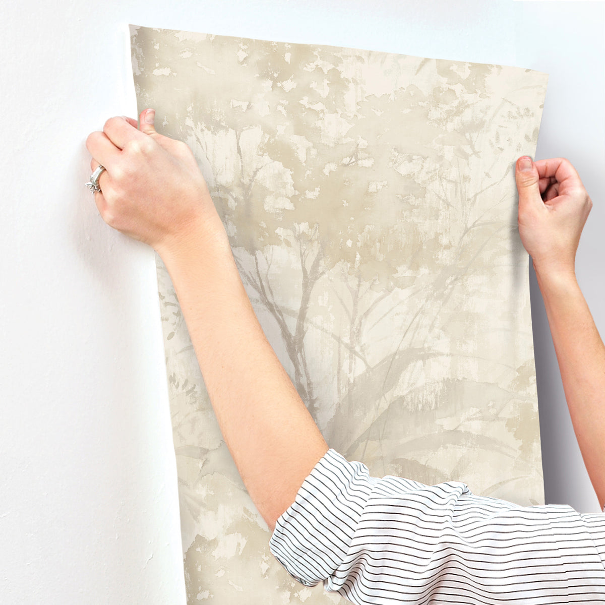 4177-27752-peel-and-stick-wallpaper-stick-application-step