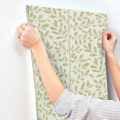 4177-83305-peel-and-stick-wallpaper-stick-application-step