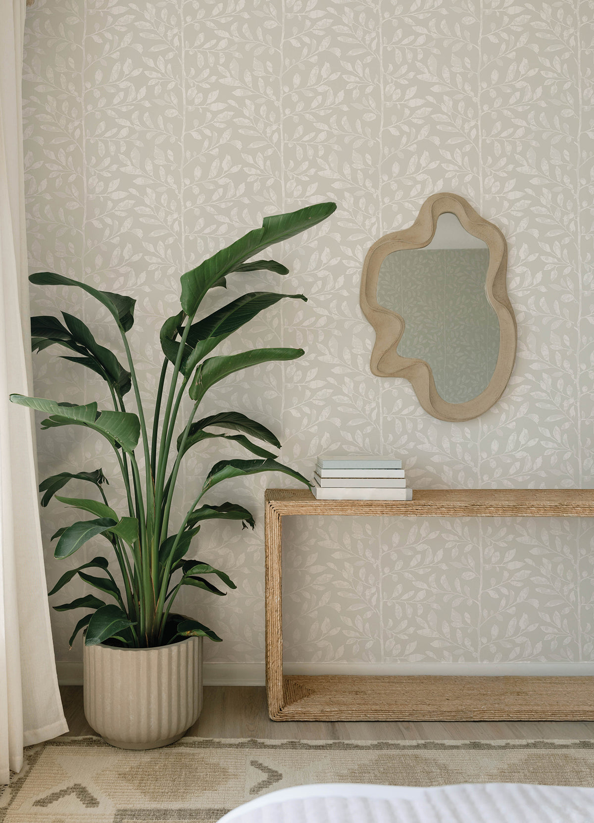 4177-83307-peel-and-stick-wallpaper-room-scene-detail-closeup