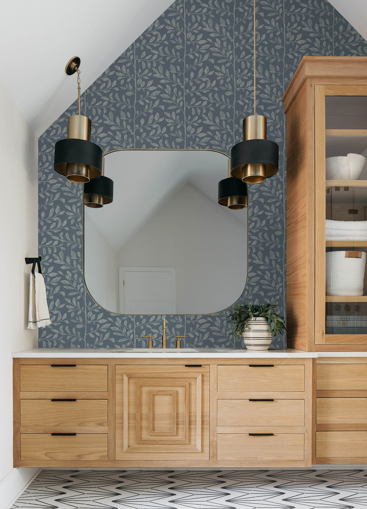 4177-83309-peel-and-stick-wallpaper-room-scene