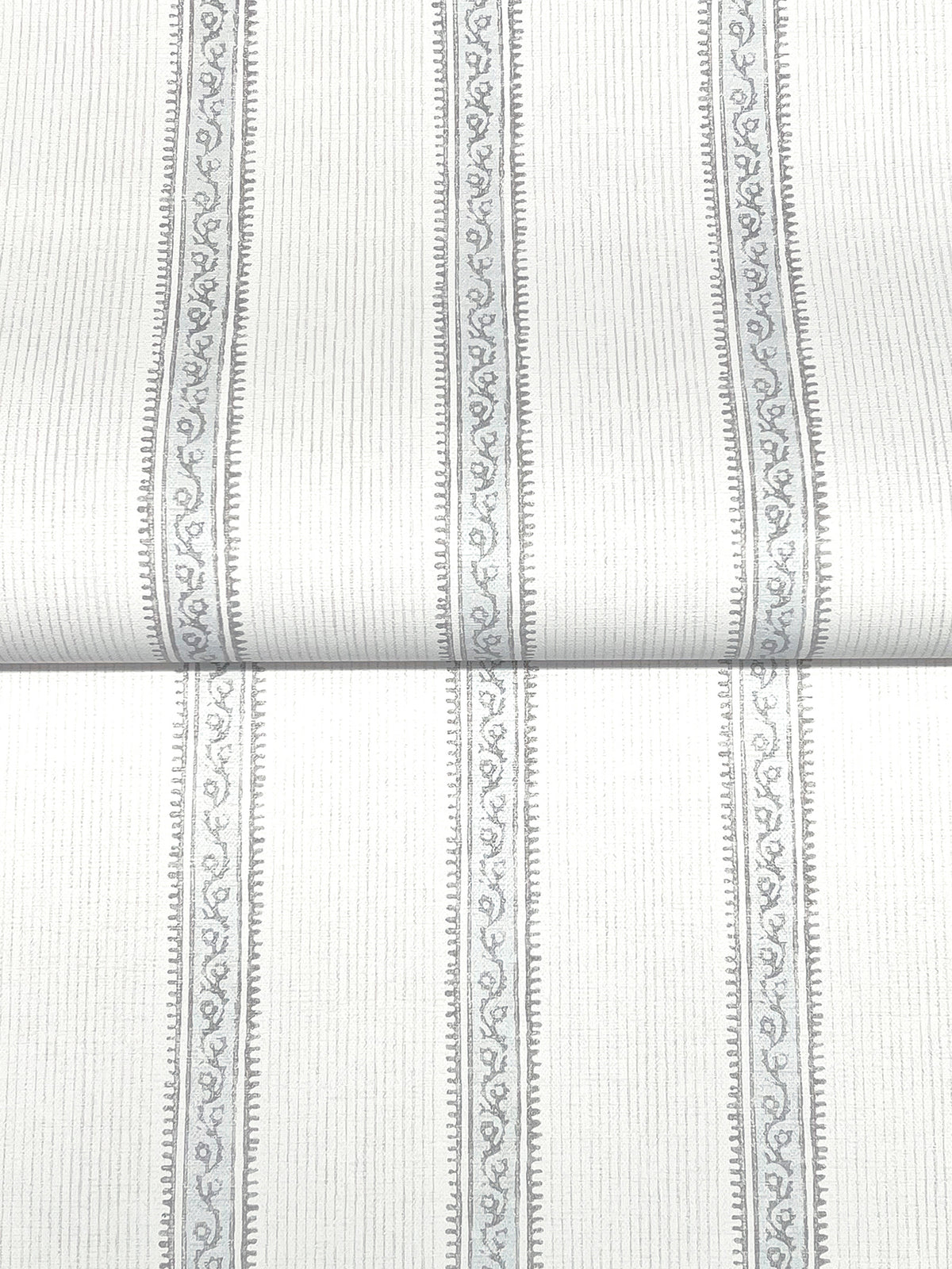 4192-27690-peel-and-stick-wallpaper-detail-closeup