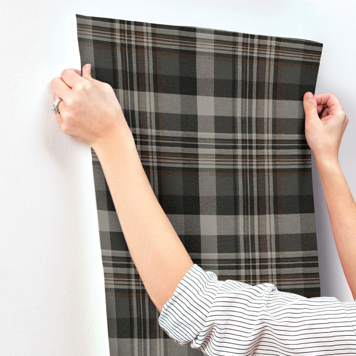 4192-72632-peel-and-stick-wallpaper-stick-application-step