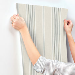 4192-83122-peel-and-stick-wallpaper-stick-application-step