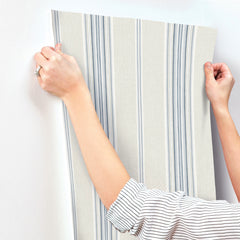 4192-83123-peel-and-stick-wallpaper-stick-application-step