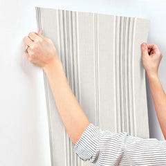 4192-83124-peel-and-stick-wallpaper-stick-application-step
