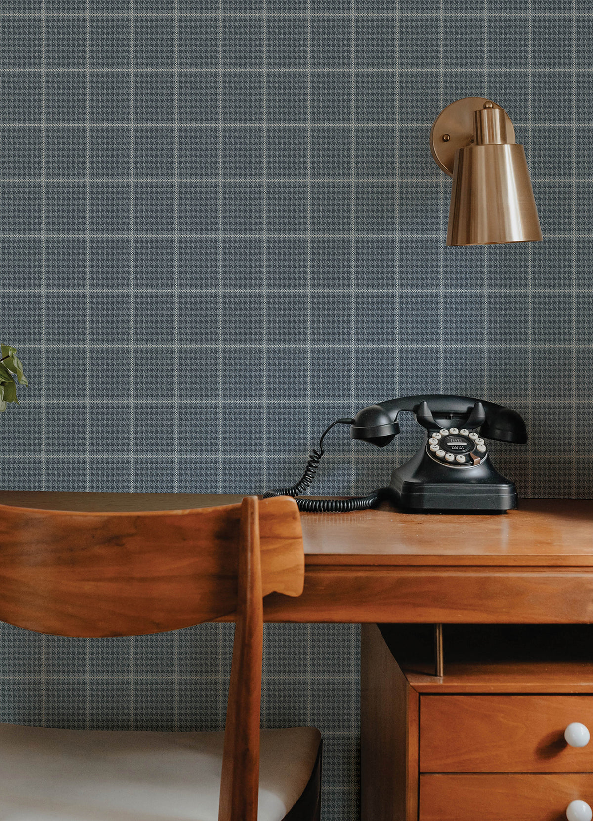 4192-83416-peel-and-stick-wallpaper-room-scene