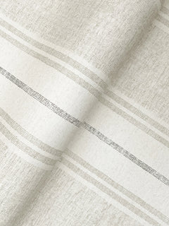 4192-83441-peel-and-stick-wallpaper-detail-closeup