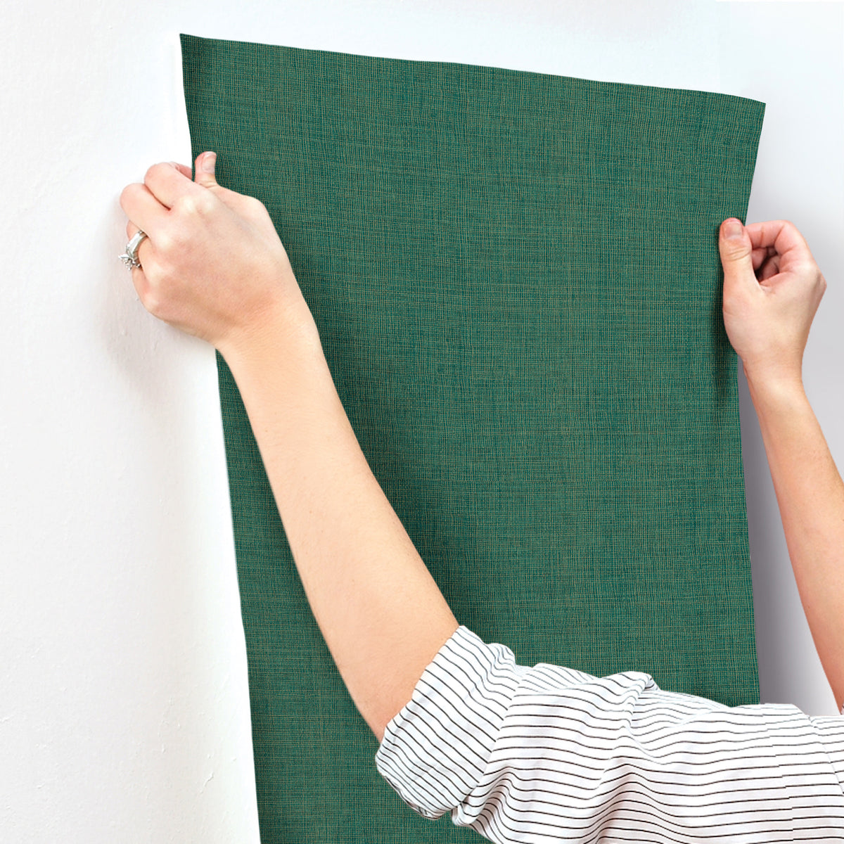4193-7413-peel-and-stick-wallpaper-stick-application-step