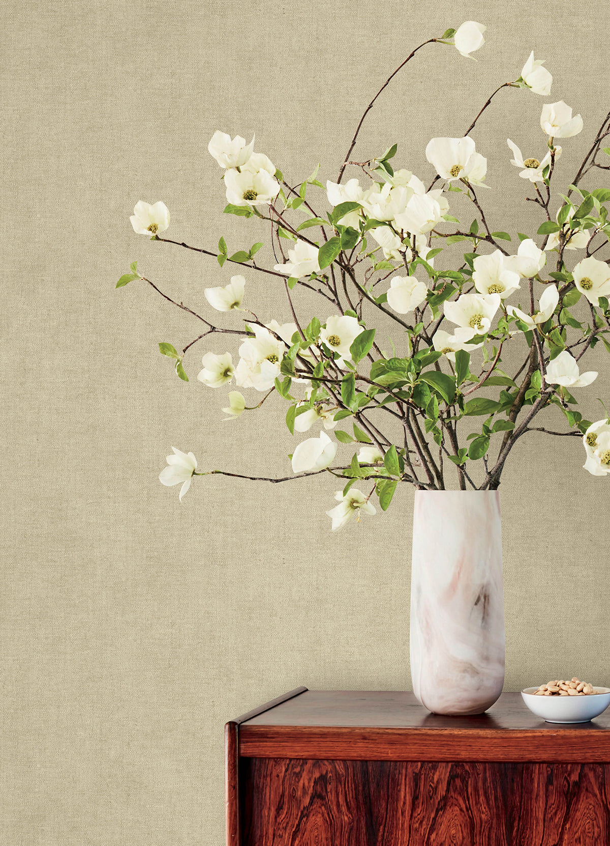4193-7422-peel-and-stick-wallpaper-room-scene-detail-closeup