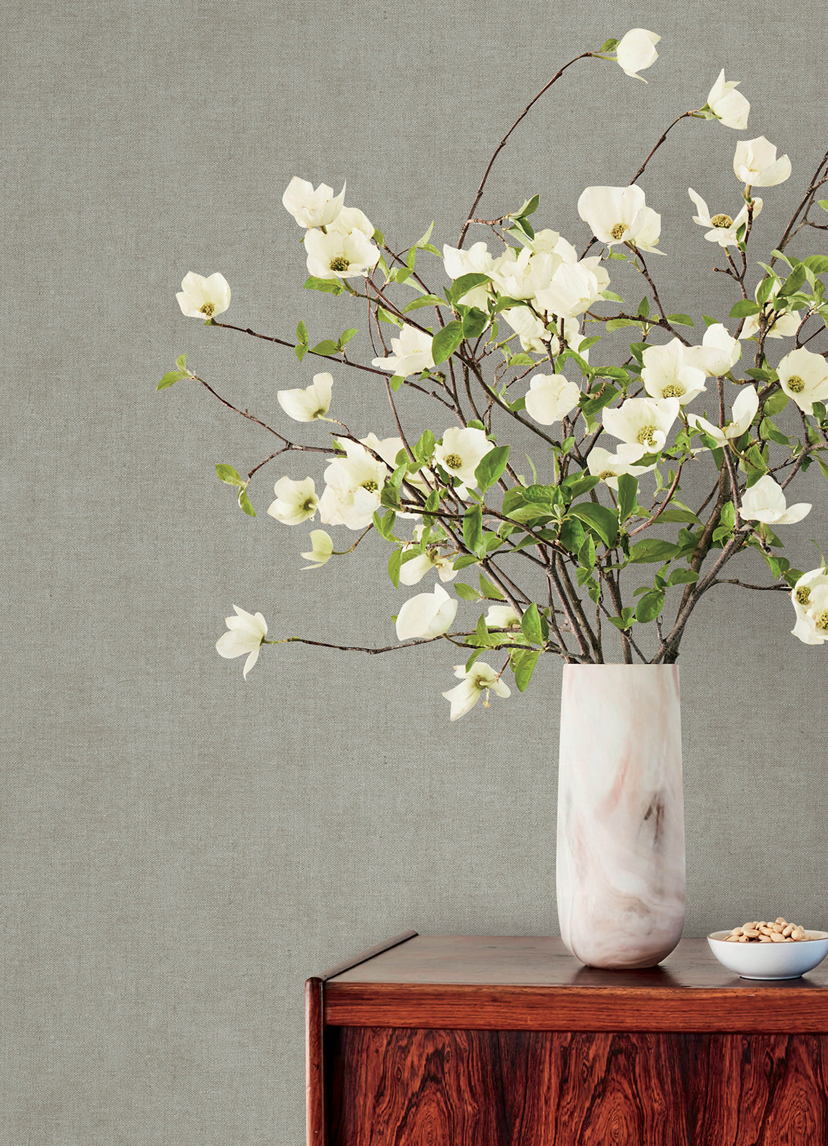 4193-7424-peel-and-stick-wallpaper-room-scene-detail-closeup