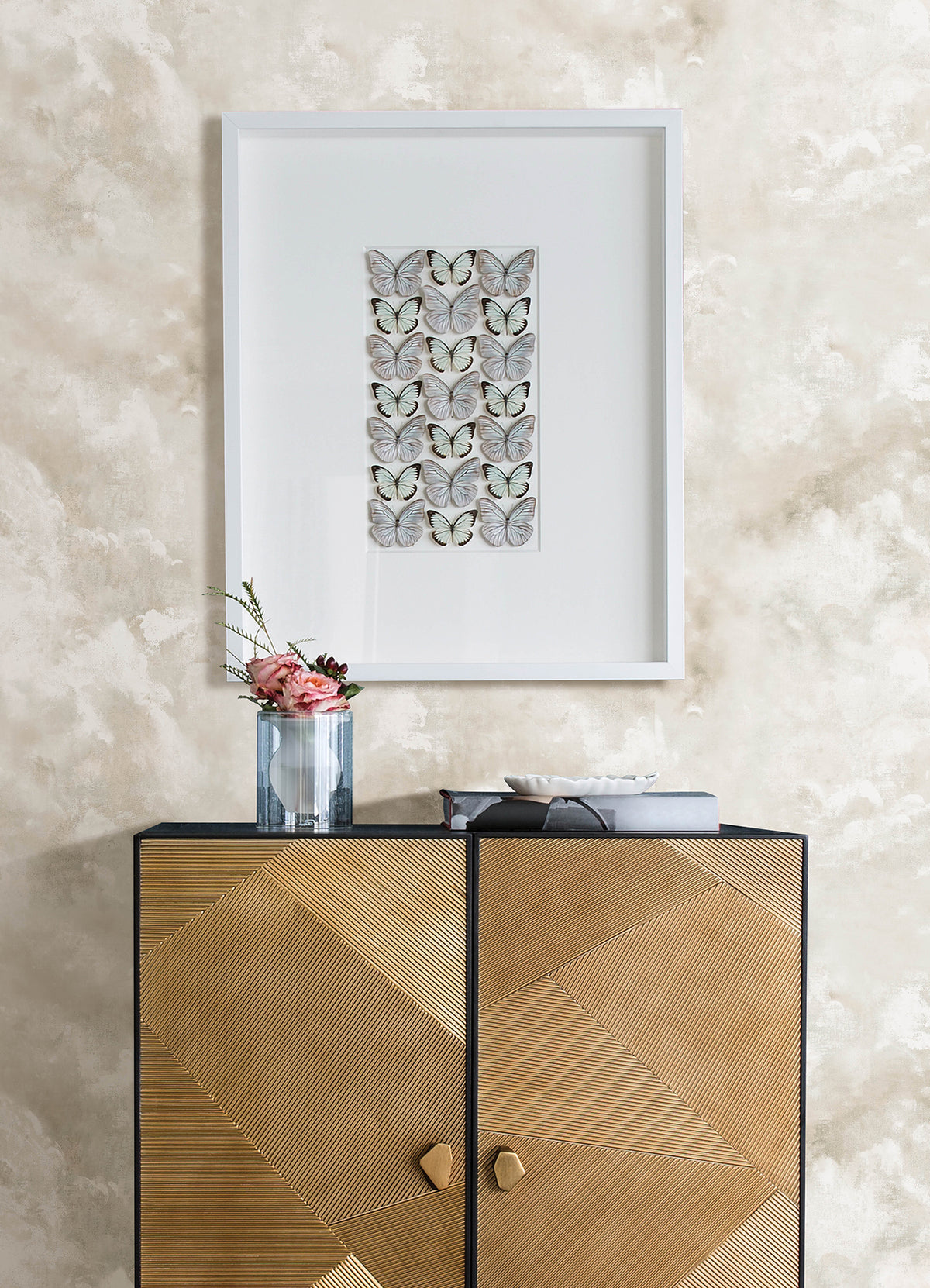 4193-7460-peel-and-stick-wallpaper-room-scene-detail-closeup